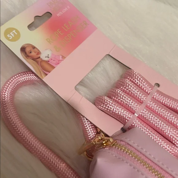 Paris Hilton Sliving Baby Pink Dispenser Pouch with Detachable Strap - Picture 3 of 9